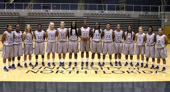 2013-14 WBB Team Photo