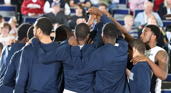MBB Team-huddle_12-13