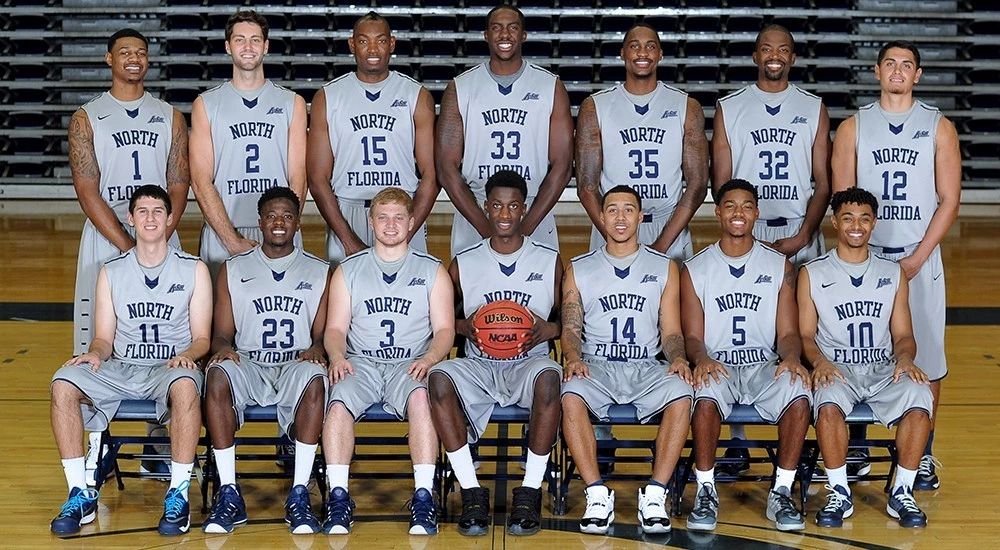 2015-16 Men's Basketball Team Picture