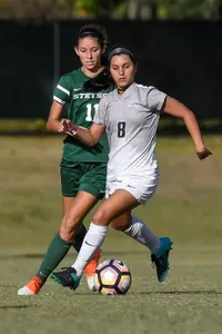 Lorena Cedeno dribbles the ball against Stetson