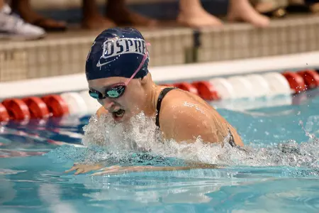 Lauren Kelso swimming breaststroke