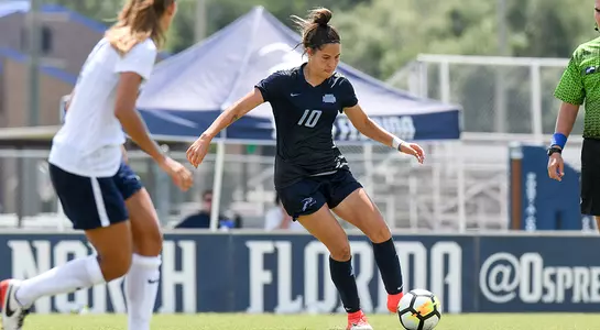 Thais Reiss dribbles the ball against Citadel.