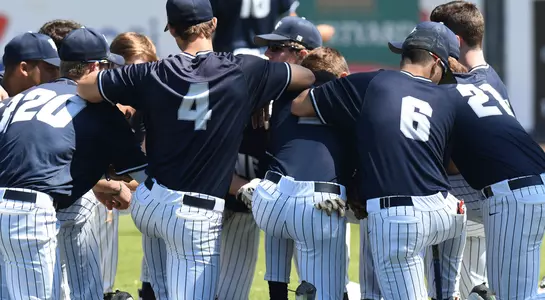 The UNF baseball team huddled up before a game