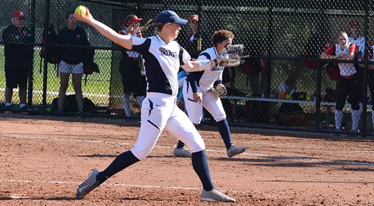 Amanda Blanchard pitches against Rutgers.