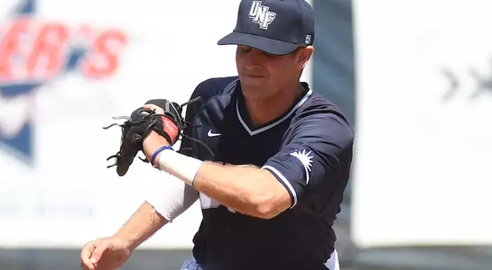 Patrick Ervin catches a ball standing on second base