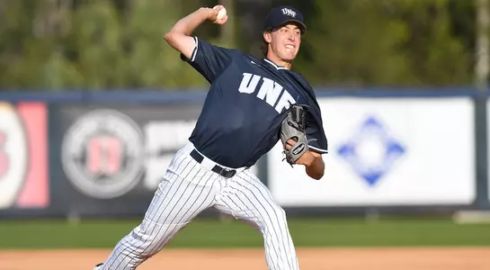 Adam Polansky pitches the baseball