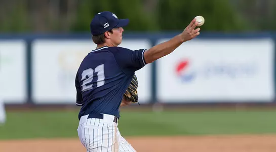Chris Berry throws the ball to a team mate