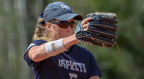 Sydney Matzko winds up to pitch.