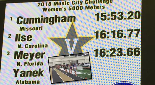 Eden Meyer set a new UNF school record in the 5000m at Music City Challenge
