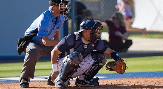 Rey Gonzalez catching