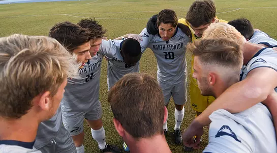 team picture of the unf men's soccer team
