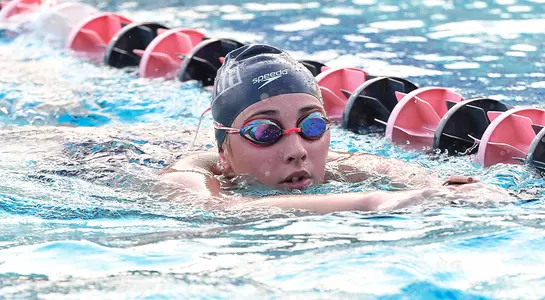Gupton floats to the start