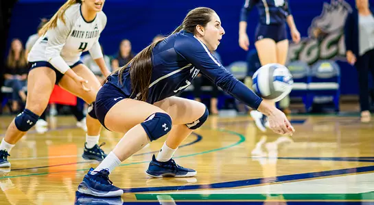 Solimar Cestero receives the serve