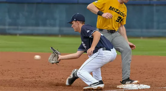 Alex Reynolds catches ball to get Mizzou player out