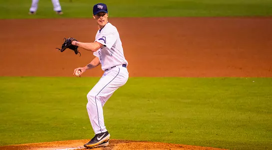 Ethan Michaelis gets ready to deliver a pitch.