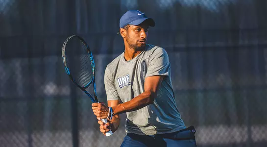Sahil Deshmukh about to hit a forehand