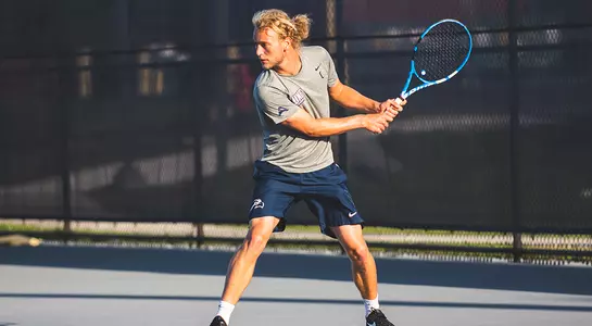 Till Von Winning about to hit a backhand