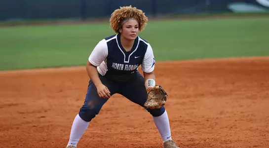 Navia Penrod gets ready to field the softball.