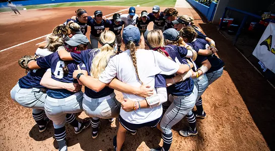 UNF huddles before the ASUN Championship.
