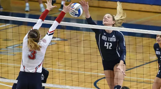 Taryn going up against the defender