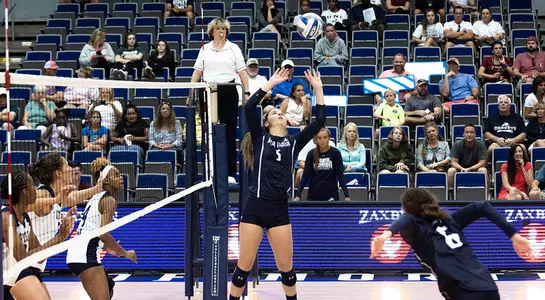 Askew (5) sets up a kill for Dixon (6)