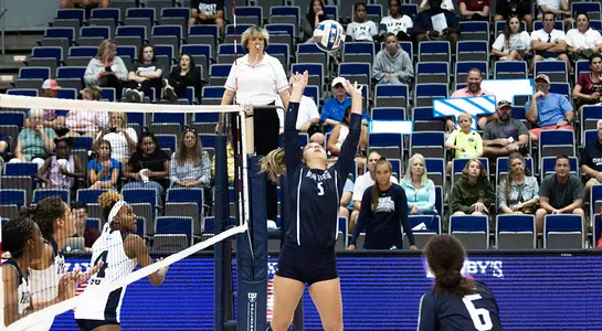 Askew (5) sets up a kill for Dixon (6)