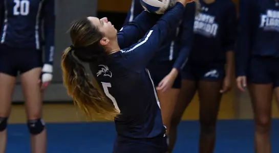 Askew sets the ball up