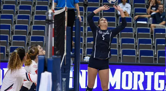 askew_julianna_unfVB_9287