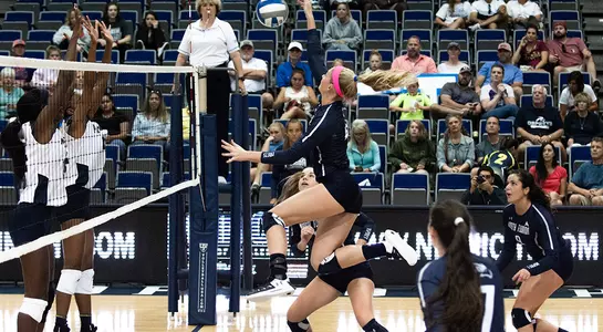 Taryn goes up for the kill