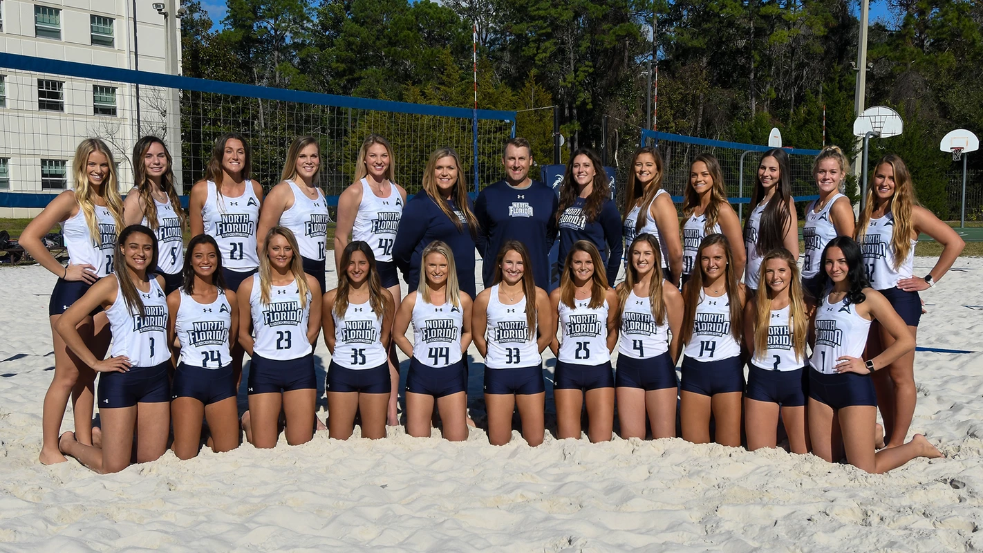 2020 beach volleyball team picture
