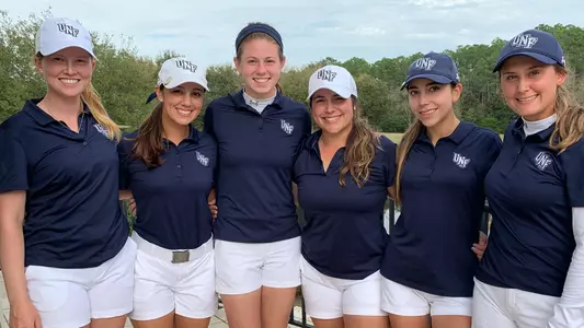 Women's golf team poses after finishing second at Amelia Island Collegiate