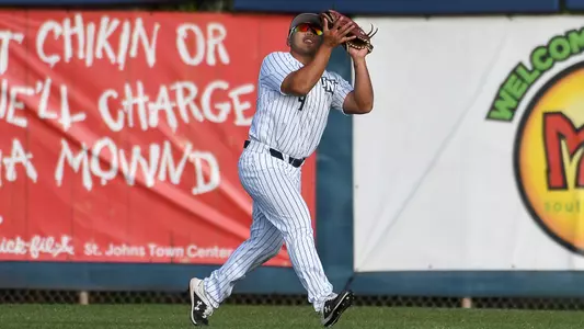 Raff Libunao catches the ball