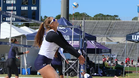 Leah Maloney gets ready to set the ball.