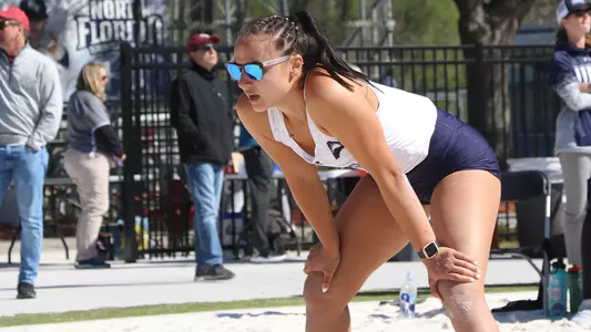 Dana Roskic gets ready for a serve.