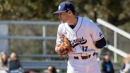 Eddie Miller readies to catch the ball