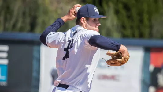 Tony Roca throws a pitch