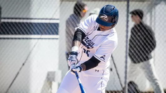 Trey Spratling-Williams swings the bat