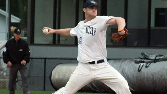 Bryan baker pitching in a UNFgame
