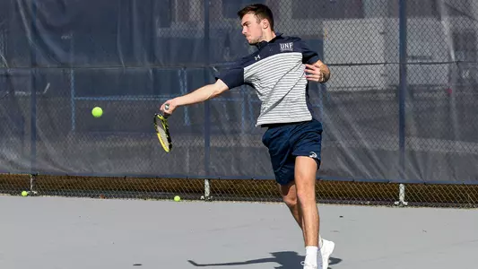 Matt Carroll hits a forehand