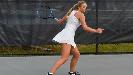 Summer Yardley Winds up for Forehand