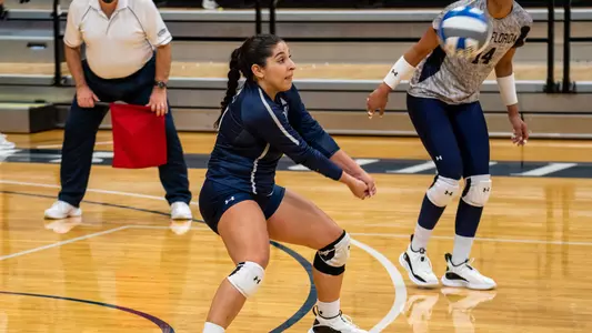 Rocio Moro digs out the ball
