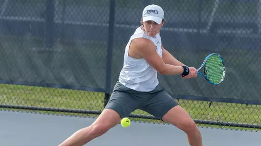 Catherine Gulihur two-handed backhand