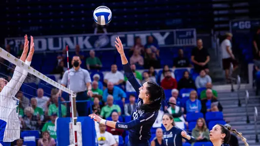 Maddie Boyd makes an attack.
