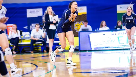 Gabby O'Connell celebrates a point