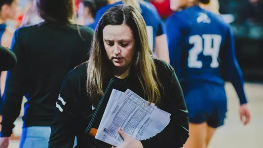 Charlsea Clark coaching