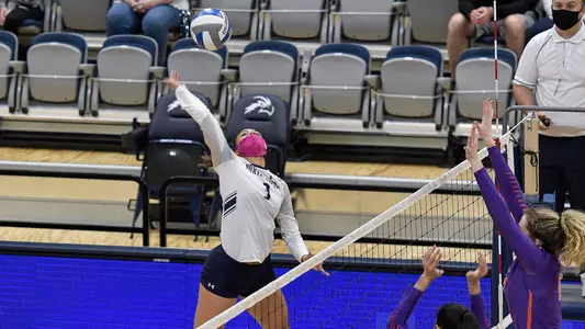 Gabby O'Connell makes an attack