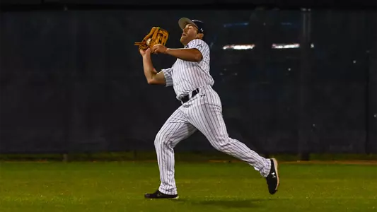 Austin Bogart tracking the ball