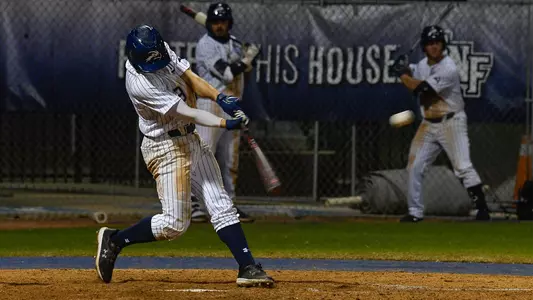 Aidin Sweatt hitting