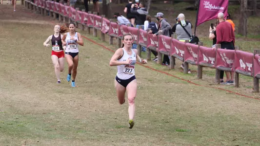 Camryn Cooney running at FSU Winter Classic
