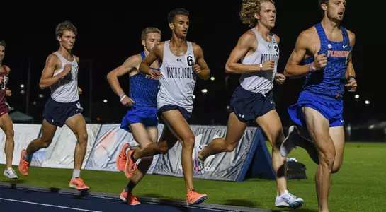 Nathan Jubran running on track at UNF Invitational